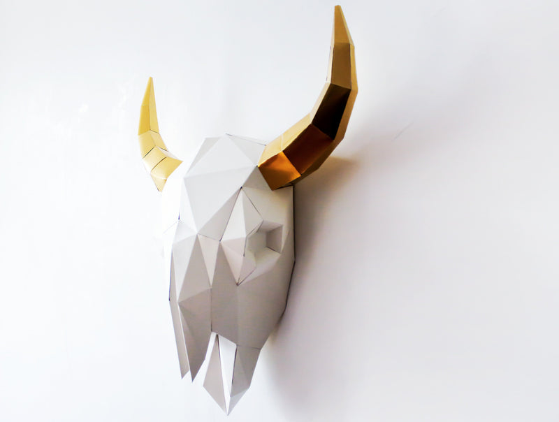 Bison Skull Sculpture <br> DIY Paper Craft Template