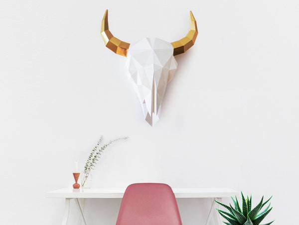 Bison Skull Sculpture <br> DIY Paper Craft Template